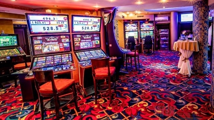 Мъж от Нова Загора задигна телефона на комарджия в Мездра