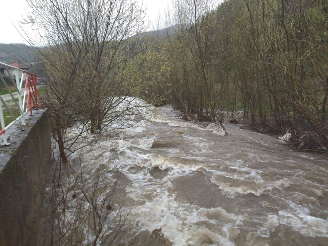 Заради дъждовните дни: Реки и язовири в Монтанско са повишили нивата си значително /снимки/