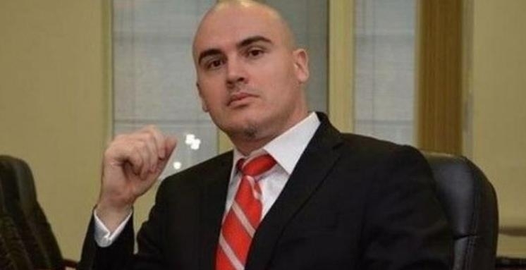 Книгата Компетенцията на Народното събрание за която в момента тече