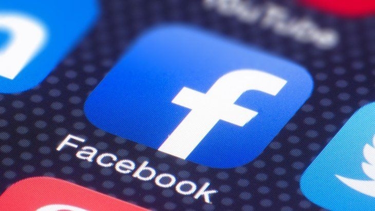 Стотици акаунти във Facebook Twitter и Instagram бяха компрометирани Хакерска