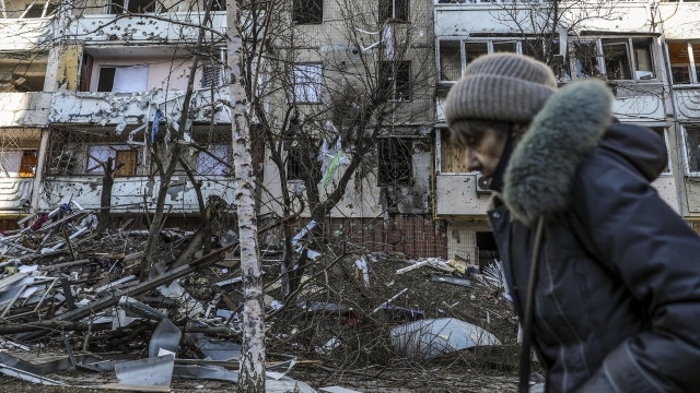 Трудните преговори за прекратяване на войната в Украйна продължават и