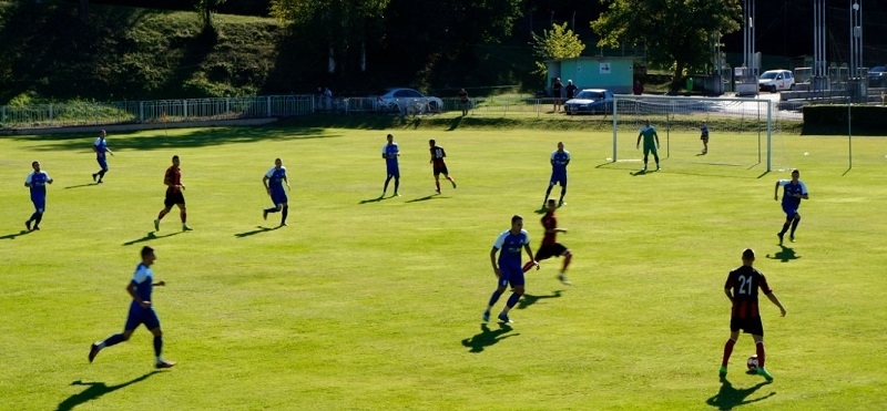 ОФК Локомотив Мездра завърши наравно 1 1 като домакин с