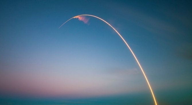 Северна Корея разполага с между 20 и 60 ядрени бомби