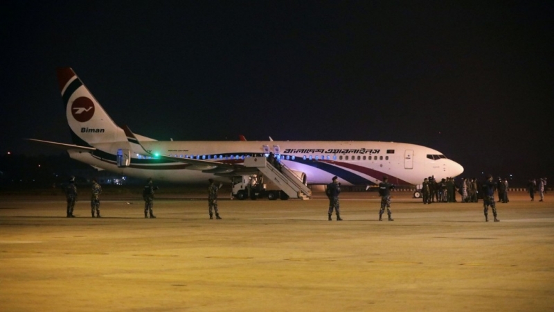 Самолет пътуващ от Дака за Дубай извърши днес извънредно кацане