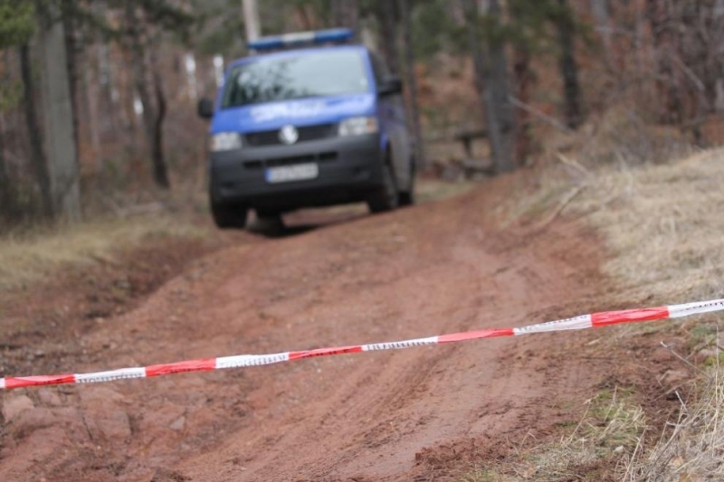 Убиецът от Нови Искър е бил сам в къщата по