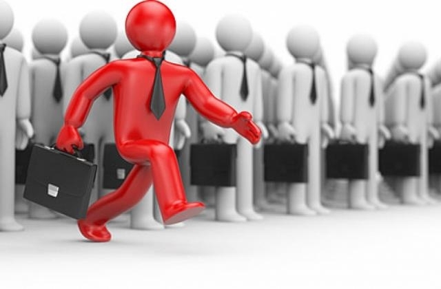 Почти всеки трети от работещите българи е осигурен върху минималната