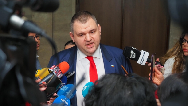 Пеевски: Всички областни управители от "ДПС - Ново начало" да напуснат постовете си веднага