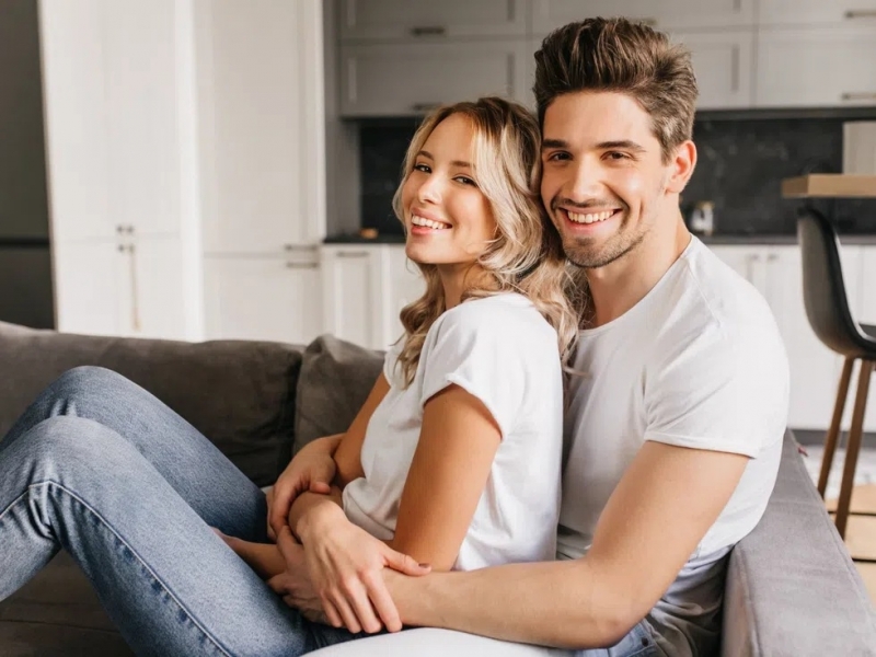 „Зайче“ или „коте“: Защо мъжът до вас не ви нарича по име, а използва само умалителни