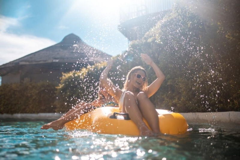 През нощта ще бъде предимно ясно а утре слънчево и горещо