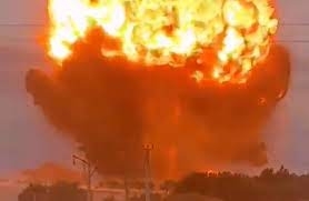 Пожар е избухнал в сградата на парламента на Киргизстан започнала