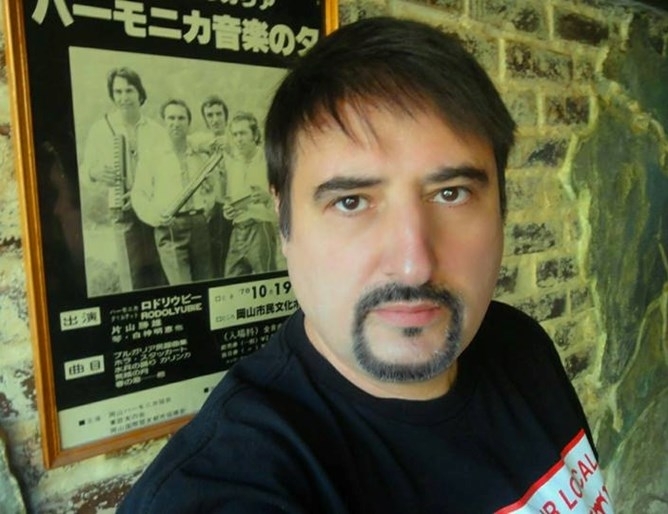 Изпълнителят Панайот Найденов от Асеновград известен още под псевдонима Панко