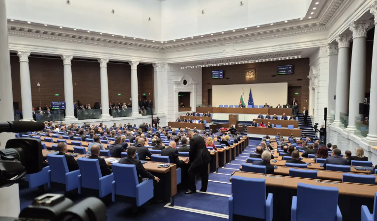 Парламентът забрани на ВСС с изтекъл мандат да избира трите главни позиции в съдебната власт