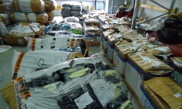 Полицията в Хасково иззе два тона и половина храни без