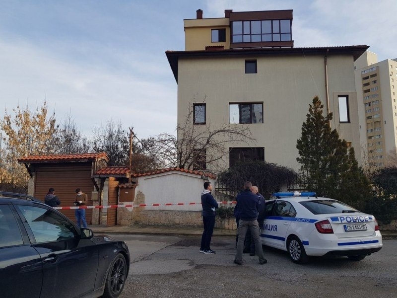 Намериха трупа на пребит до смърт софиянец във Врачанско съобщиха