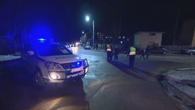 Криминално проявен младеж опита да блъсне полицай в Мездра съобщиха