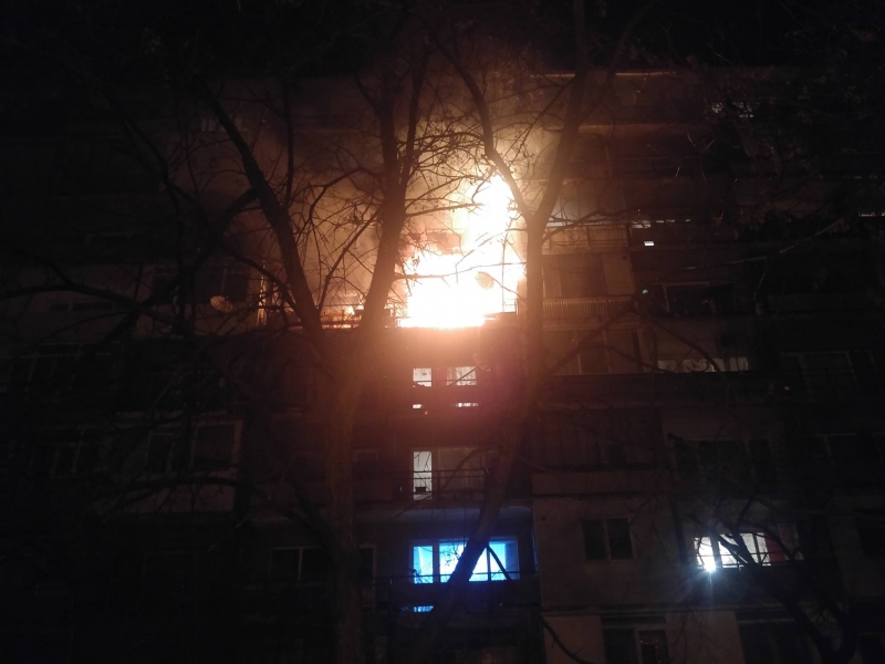 Апартамент е горял снощи във Враца съобщиха от областната дирекция