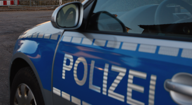 Жена загина снощи при полицейско преследване в германската столица съобщи