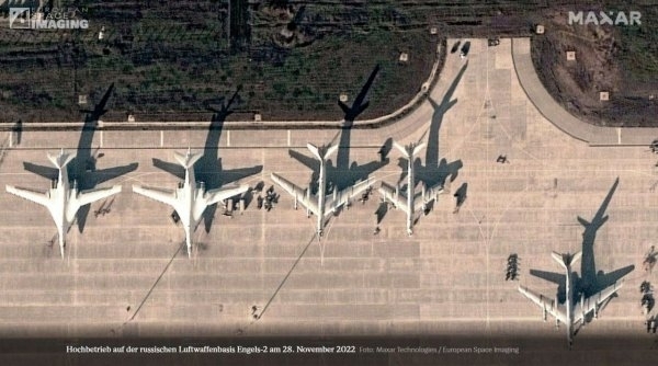 Военни летища в Саратовска и Рязанска област са били атакувани