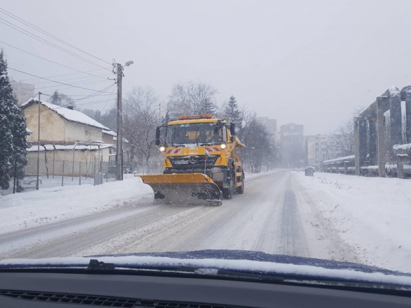 Усложнена е зимната обстановка на територията на община Враца заради