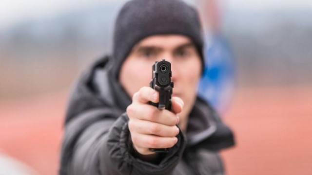 Психар откри огън в сръбско училище