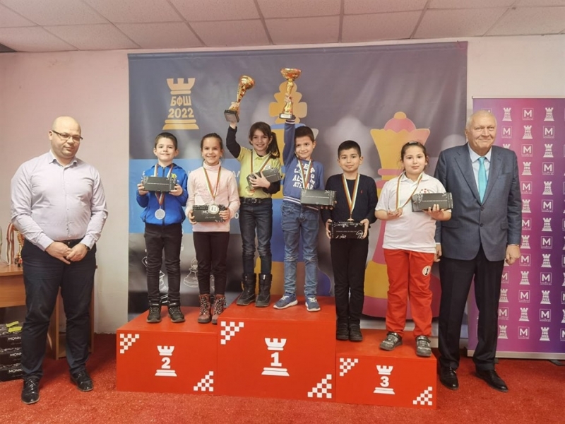 Велислав Захариев възпитаник на 1 ОУ Никола Й Вапцаров