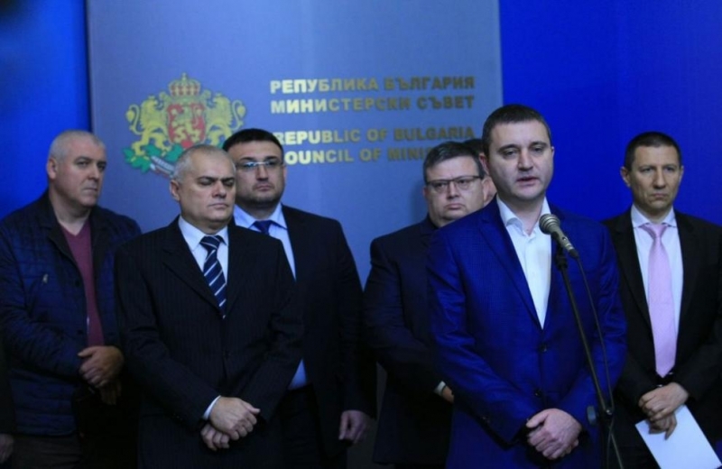 Държавата ще отговори твърдо и в рамките на следващите дни