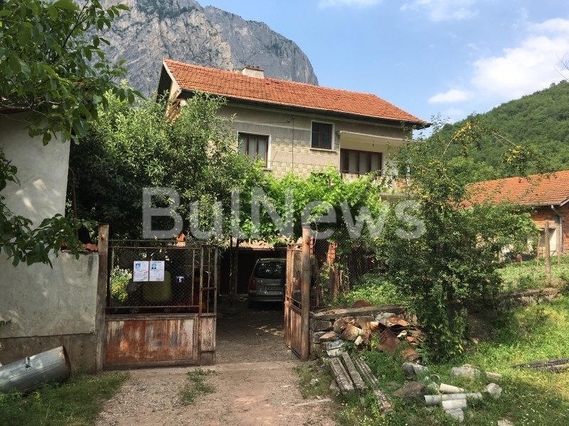 Врачанският окръжен съд постанови присъда от доживотен затвор за убиеца