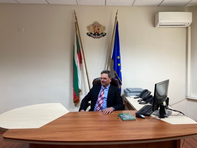 Областният управител на Враца Стефан Красимиров със своя заповед върна