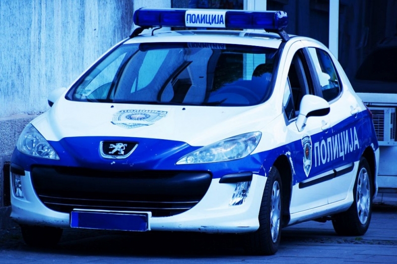 Сръбската полиция задържа трафикант на мигранти след гонка по магистрала