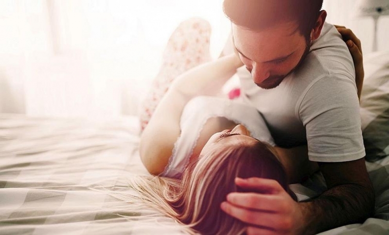 Как да разбереш дали любимият ти мъж е влюбен в