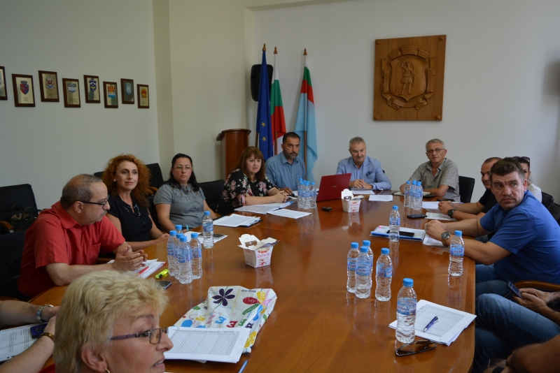 Представителите на шестте партии се споразумяха за състава числеността и