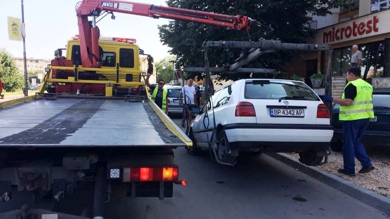 Директорът на общинското предприятие Паркинги и гаражи Цветомир Илиев предлага
