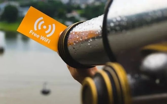 Нови руски удари смутиха интернет и TV мрежите в Киев