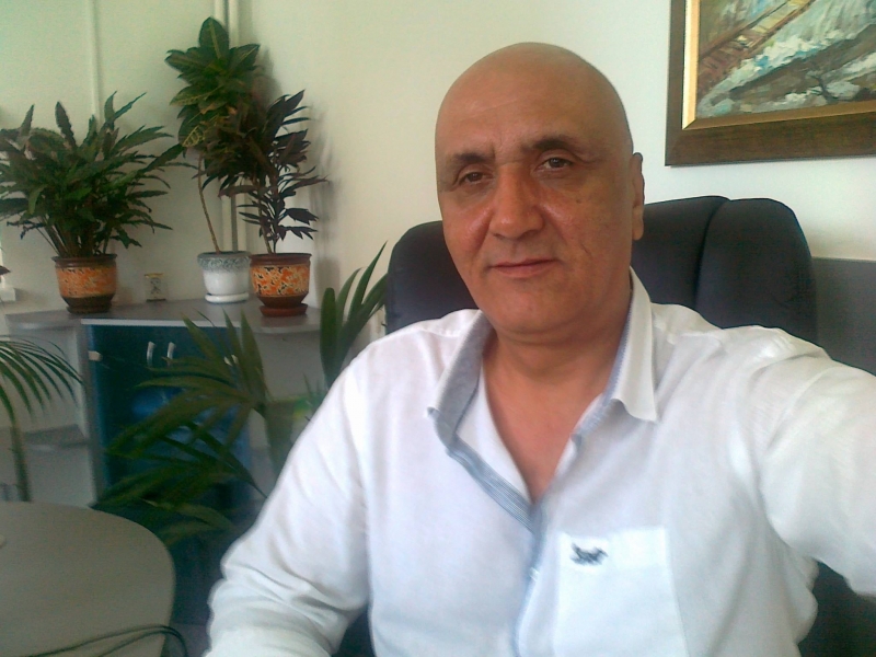 Директорът на тубдиспансера във Враца д р Костадин Шахов поздрави здравните