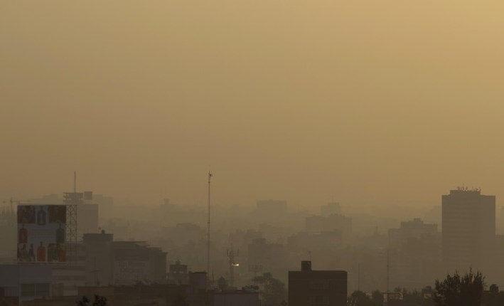 Опасно мръсен е въздухът в много населени места в страната