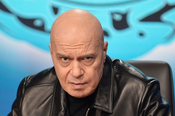 Лидерът на ИТН Слави Трифонов изпълни заканата си най сетне да