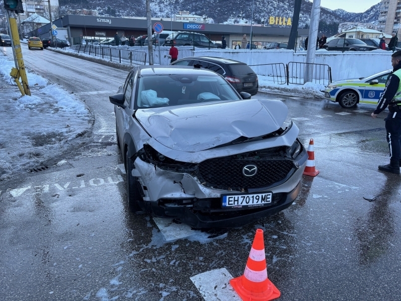 От полицията излязоха с подробности за катастрофата на възлов булевард