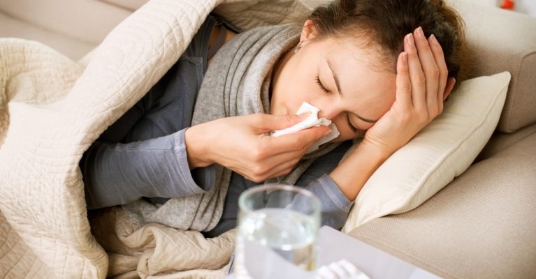 Броят на заболелите от грип и остри респираторни заболявания през