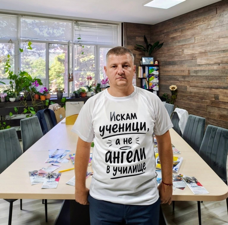 Учител на убития в катастрофа Иван от Мездра разплака мрежата