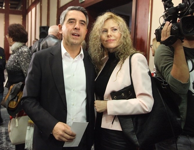 Крадци отмъкнаха джипа на Росен Плевнелиев Автомобилът е шофиран от