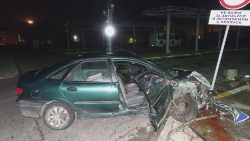 15 годишен шуменец е задържан след като се е блъснал в