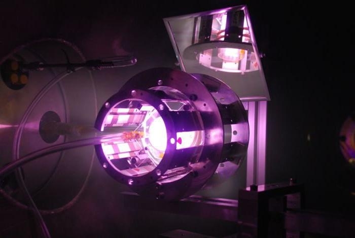 Учени от Института по ядрена физика на сибирското подразделение на