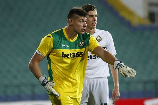 Вратарят Марио Кирев е най новото попълнение на Монтана съобщи Котаспорт