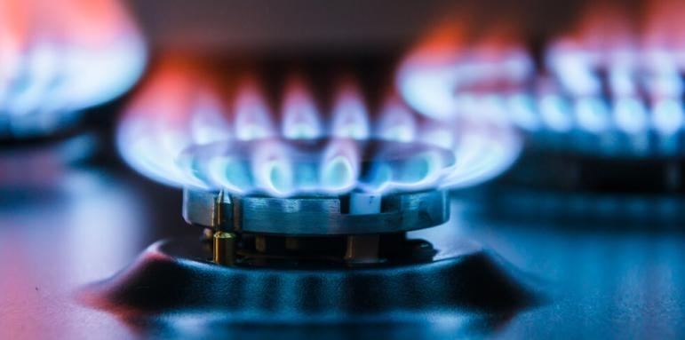 Шефът на енергийния регулатор Иван Иванов заплаши държавния газов доставчик
