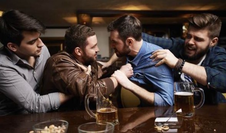 Мъж е тикнат в ареста след като е буйствал в