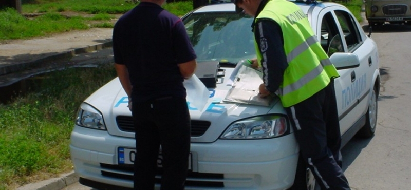 Полицията е заловила мъж с нередовен скутер във врачанското село