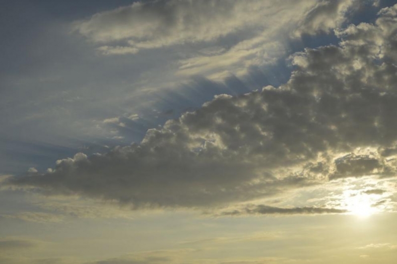 Днес преди обяд облачността ще е разкъсана над много райони