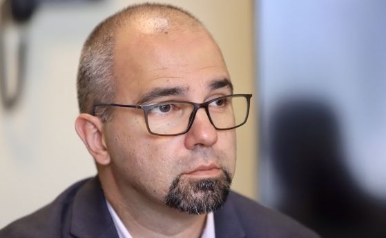 Ако Румен Радев не подпише указа за предсрочното освобождаване на