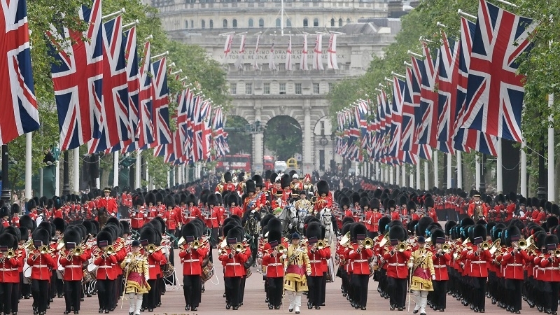 От днес Великобритания започва да отбелязва 70 ата годишнина от коронацията