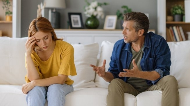 Много двойки общуват постоянно – споделят думи истории от деня